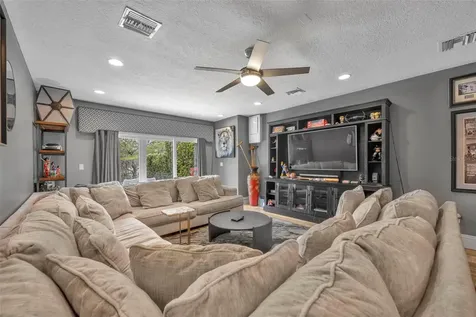 5102 Sailwind Circle Orlando FL 32810