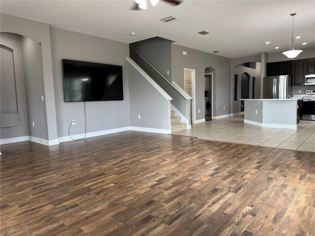 5909 Wedgefield Drive Zephyrhills FL 33541