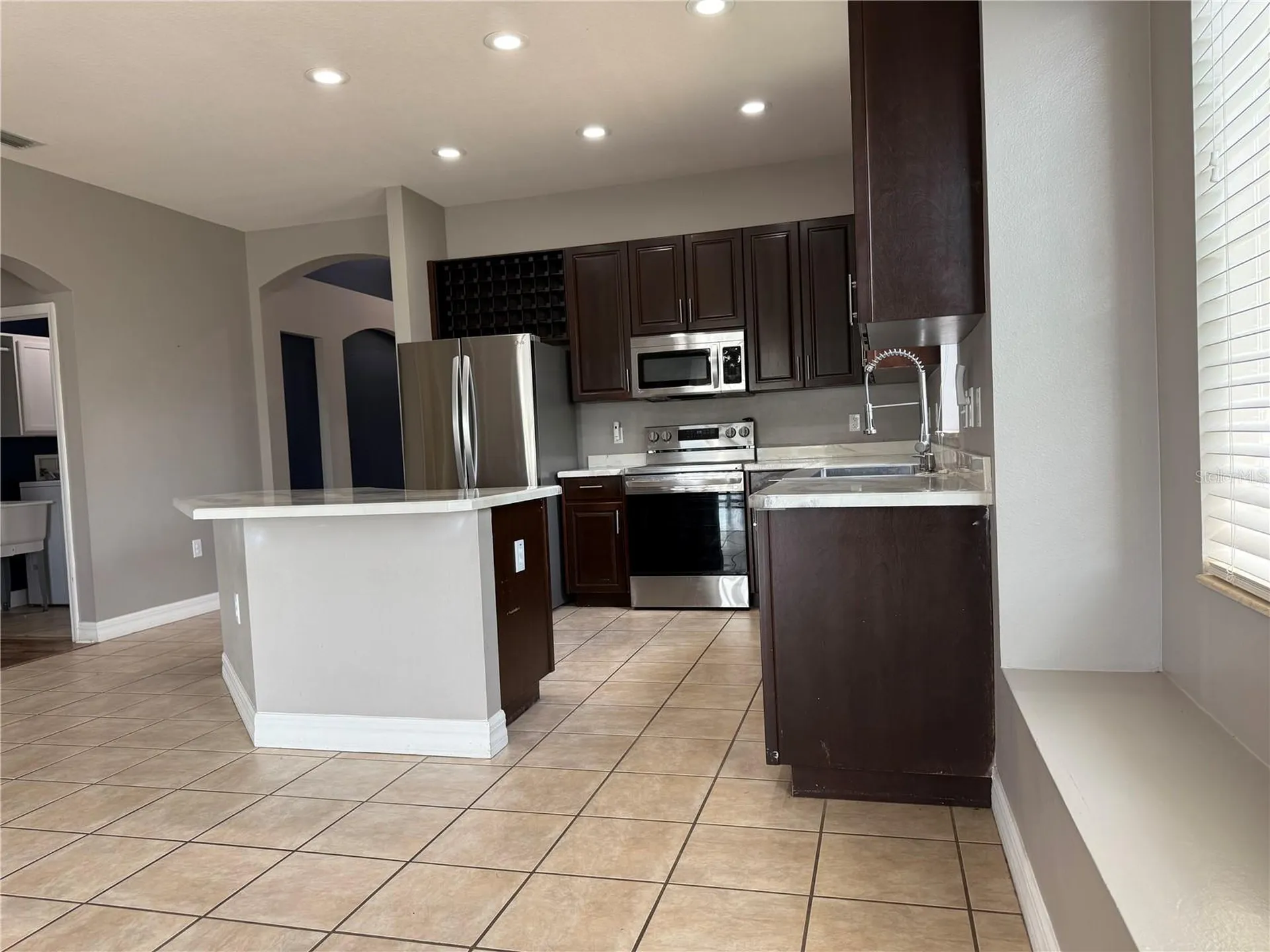 5909 Wedgefield Drive Zephyrhills FL 33541