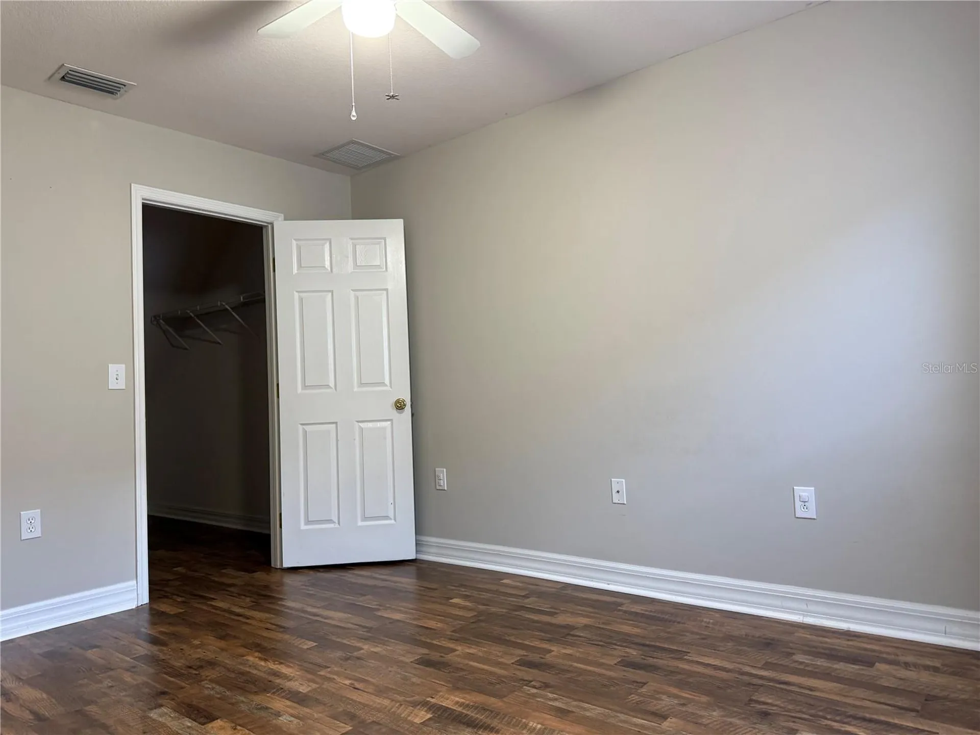 5909 Wedgefield Drive Zephyrhills FL 33541