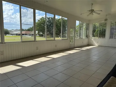5909 Wedgefield Drive Zephyrhills FL 33541