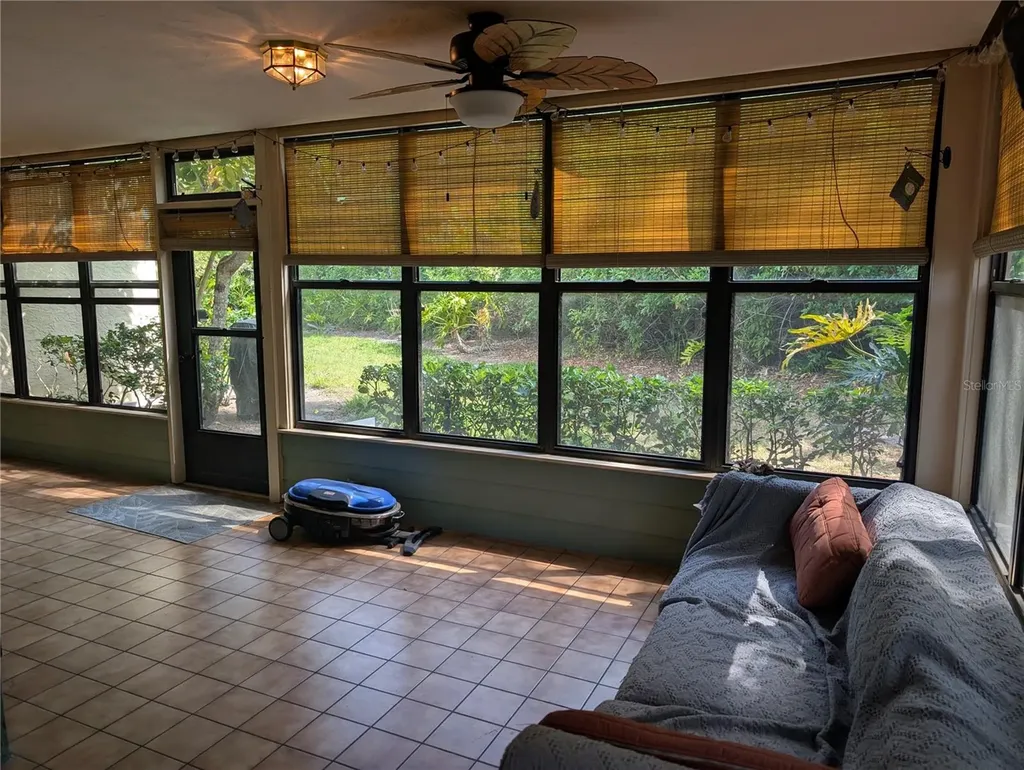 135 Wild Palm Drive Bradenton FL 34210