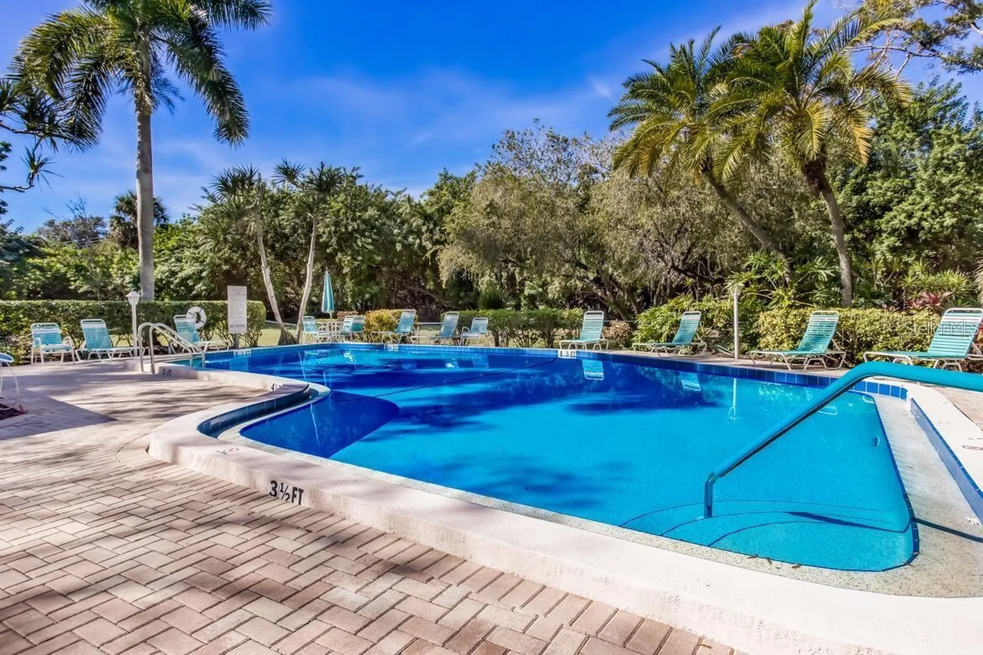 135 Wild Palm Drive Bradenton FL 34210
