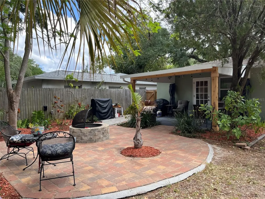 Dunedin FL 34698