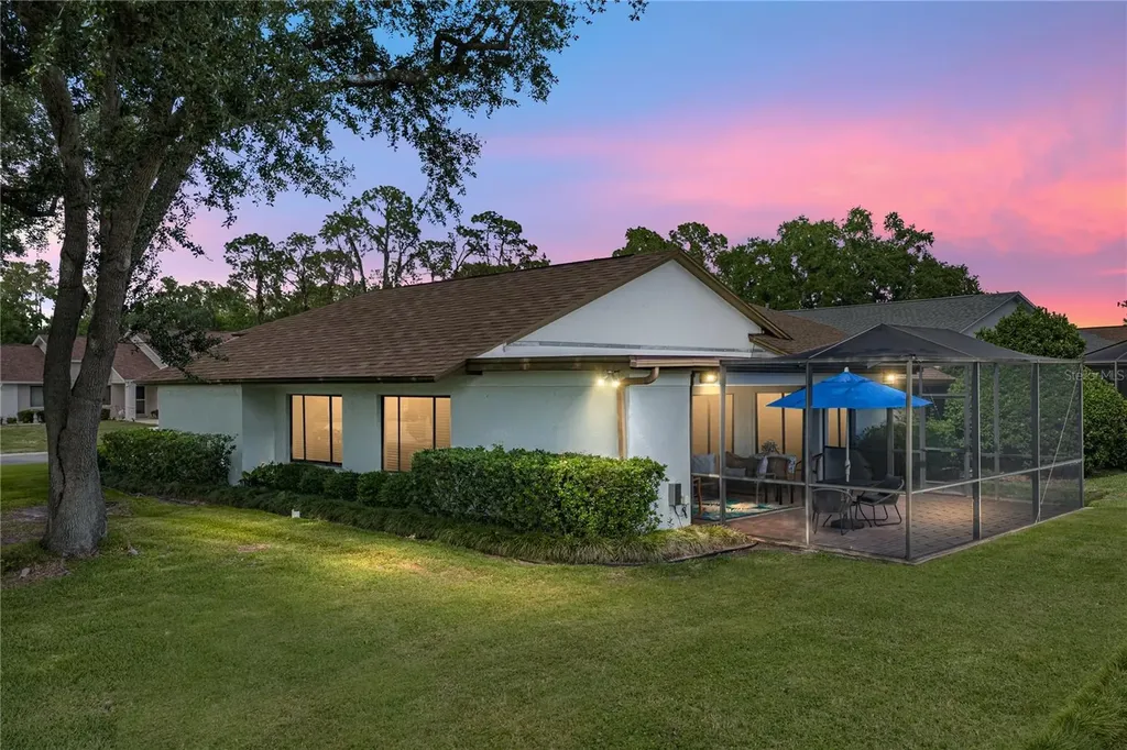 2317 Walden Place N Plant City FL 33566