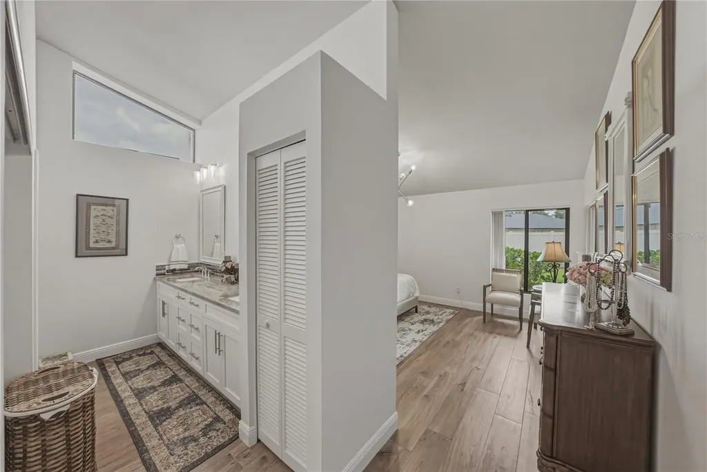 2317 Walden Place N Plant City FL 33566