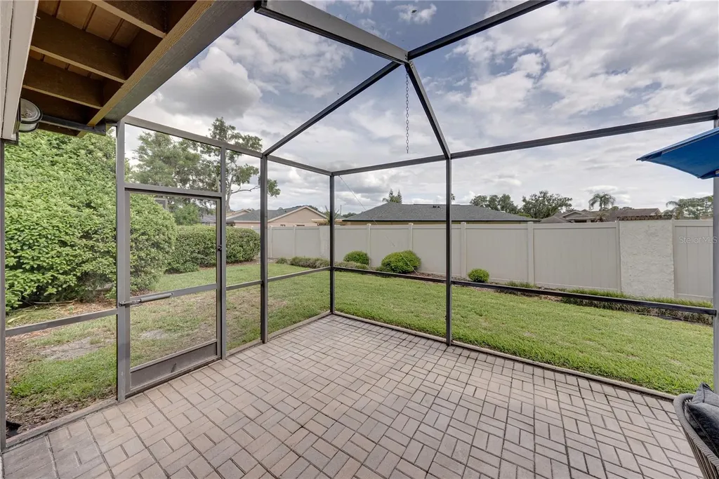 2317 Walden Place N Plant City FL 33566