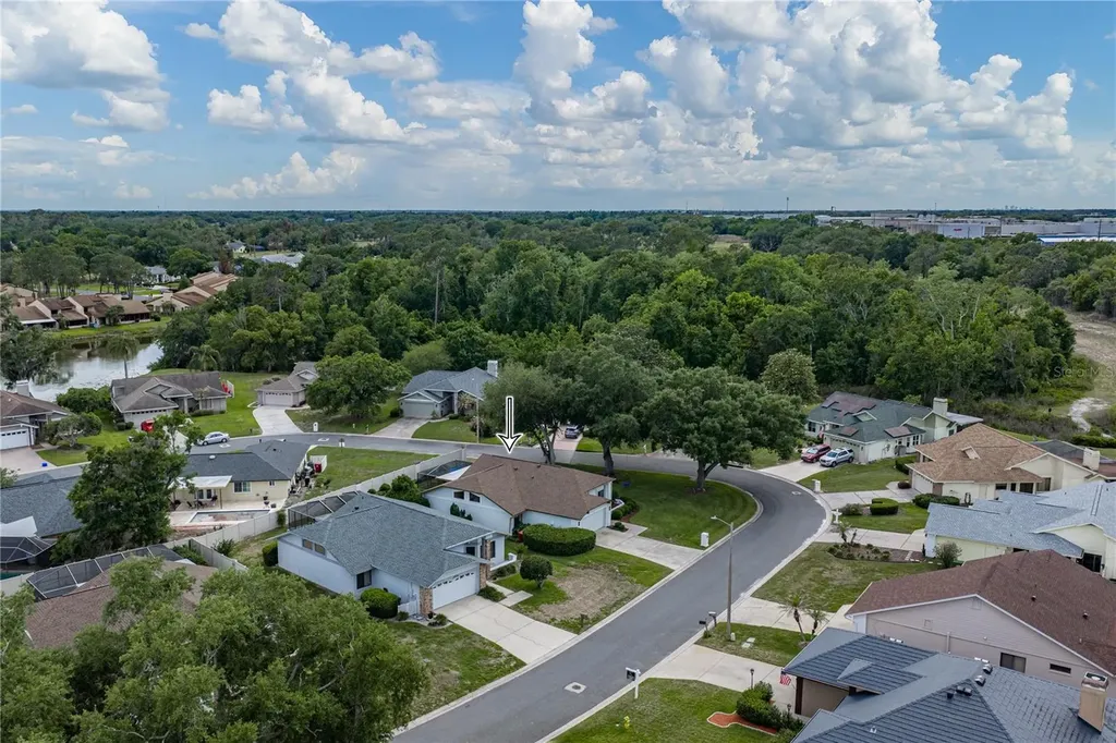 2317 Walden Place N Plant City FL 33566