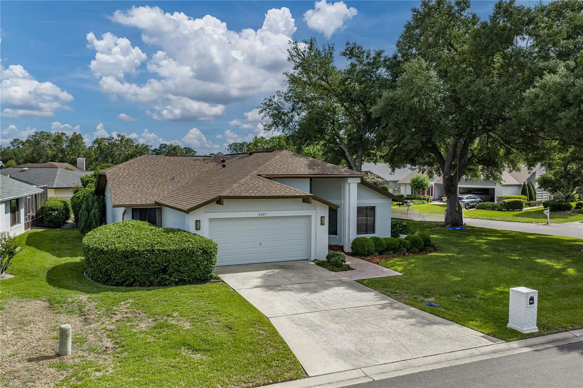 2317 Walden Place N Plant City FL 33566