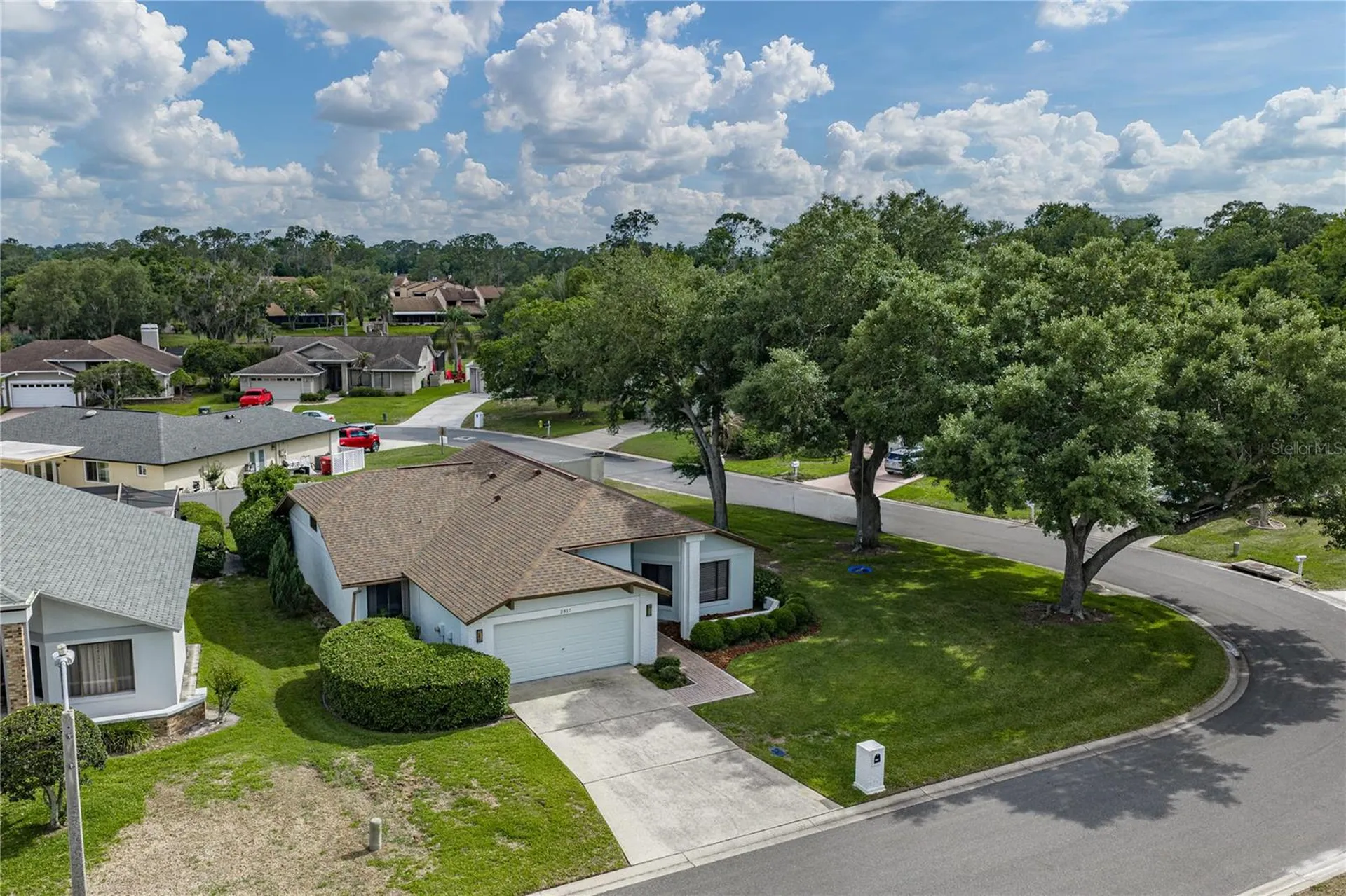 2317 Walden Place N Plant City FL 33566