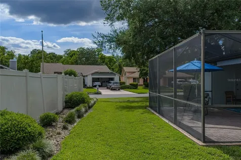 2317 Walden Place N Plant City FL 33566
