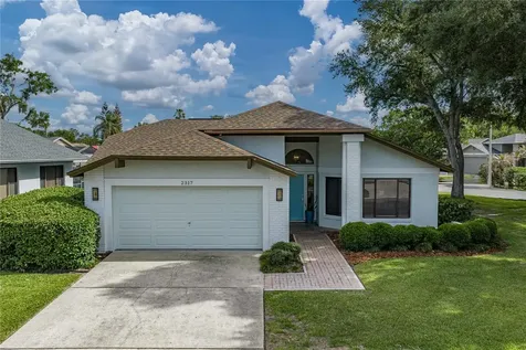2317 Walden Place N Plant City FL 33566
