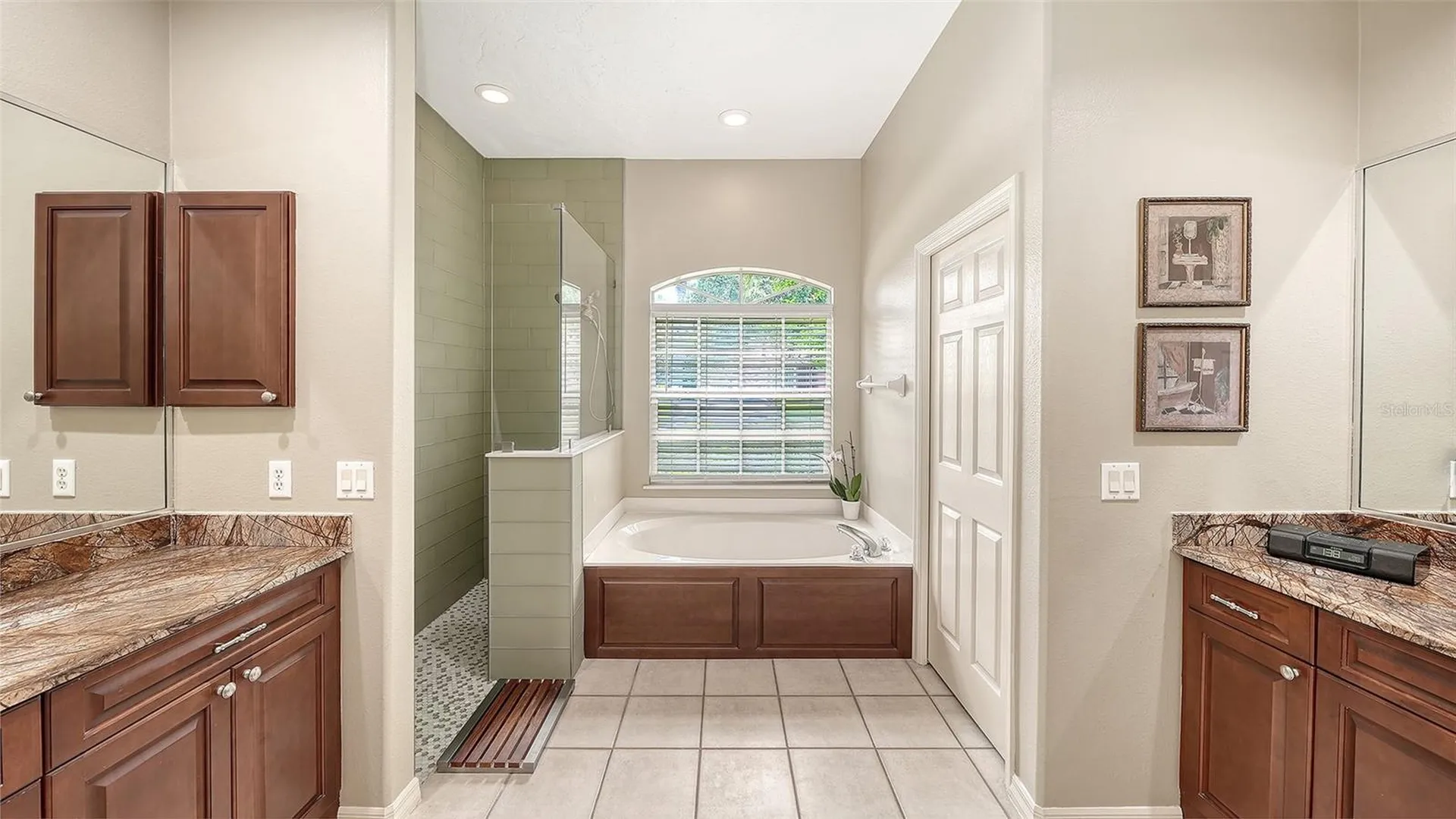 4839 Sweetmeadow Circle Sarasota FL 34238