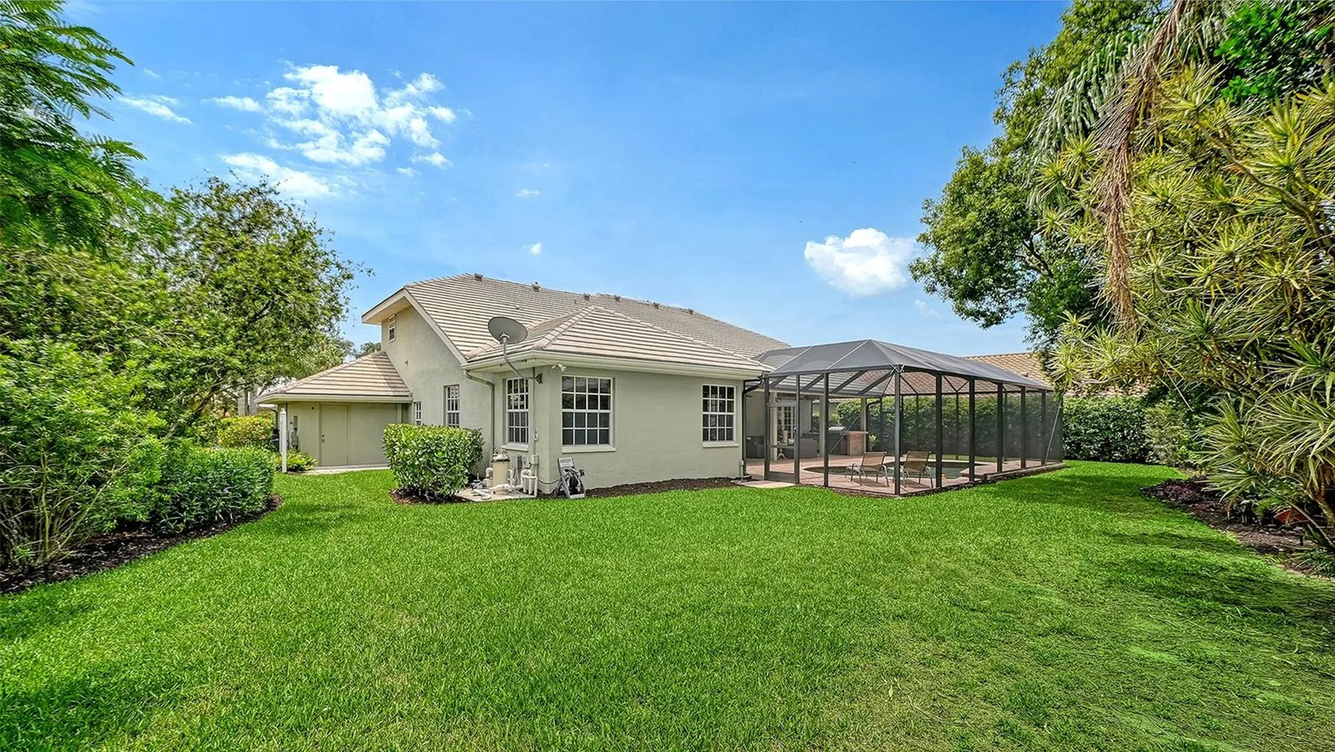 4839 Sweetmeadow Circle Sarasota FL 34238
