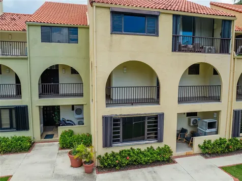 119 Beach Village Humacao PR 00791