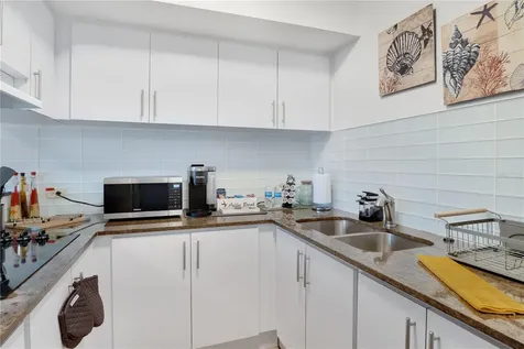119 Beach Village Humacao PR 00791