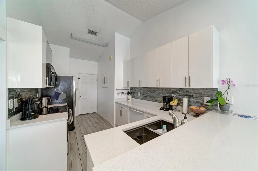 11217 2nd Avenue E Bradenton FL 34212