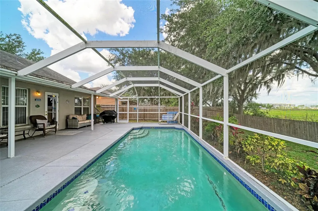 11217 2nd Avenue E Bradenton FL 34212