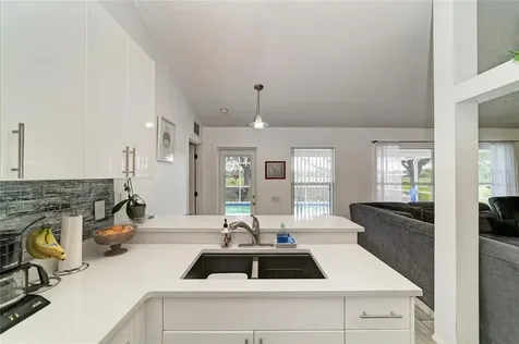 11217 2nd Avenue E Bradenton FL 34212