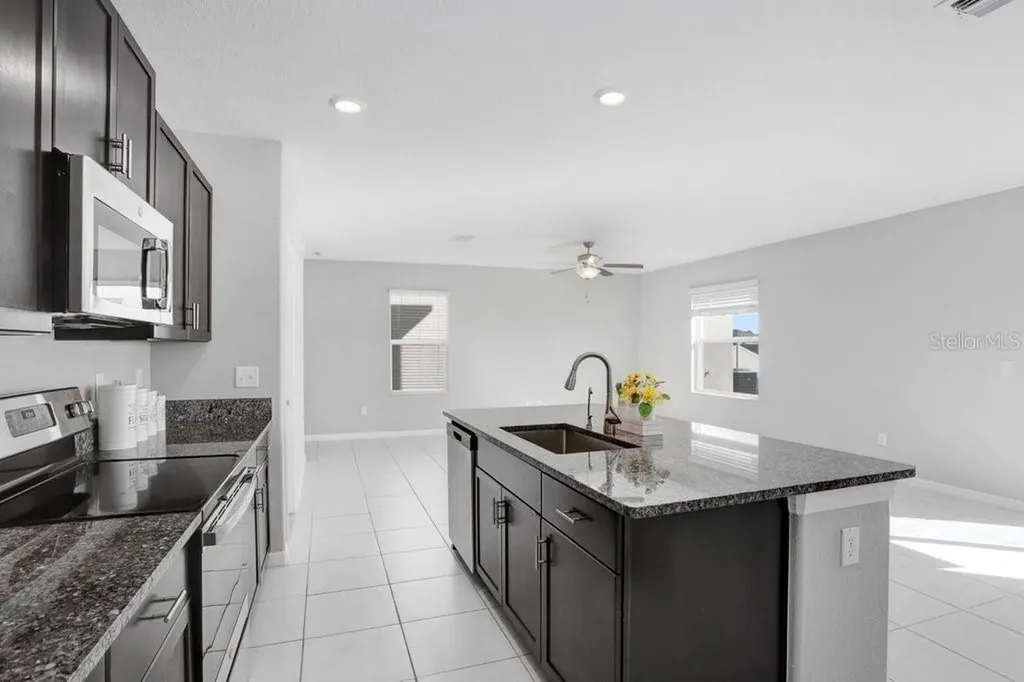 3160 Oyster Cove Street Wimauma FL 33598