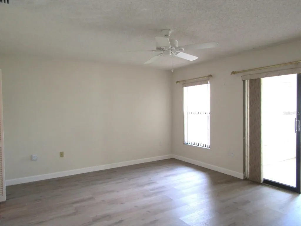 4633 Oak Hill Drive Sarasota FL 34232