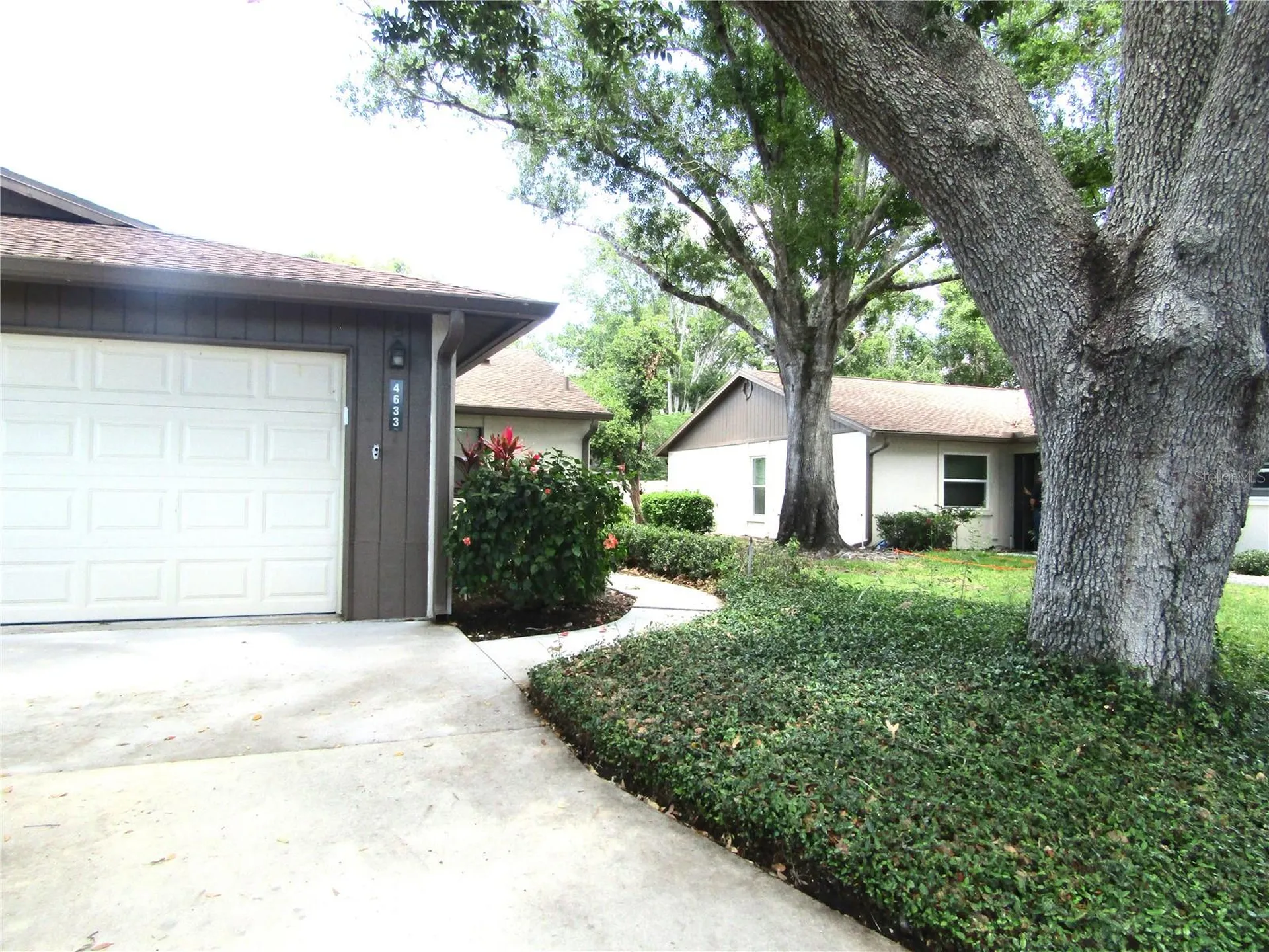 4633 Oak Hill Drive Sarasota FL 34232