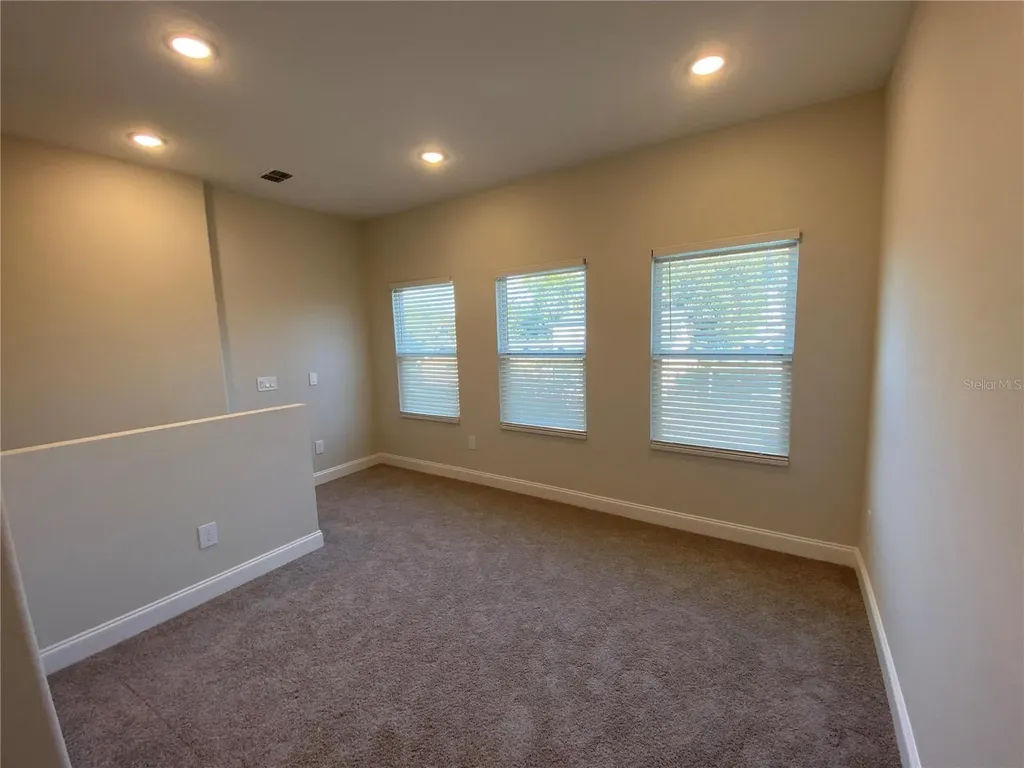732 S Lee Avenue Orlando FL 32805