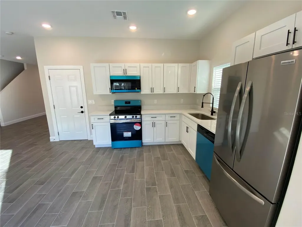 732 S Lee Avenue Orlando FL 32805