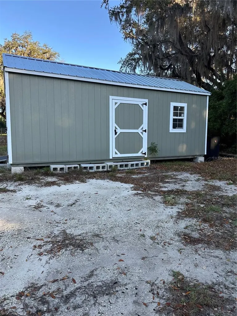 212 Ashley Street Hawthorne FL 32640