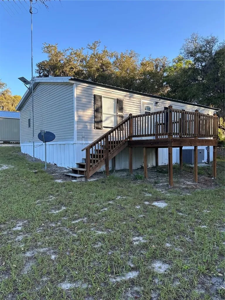 212 Ashley Street Hawthorne FL 32640