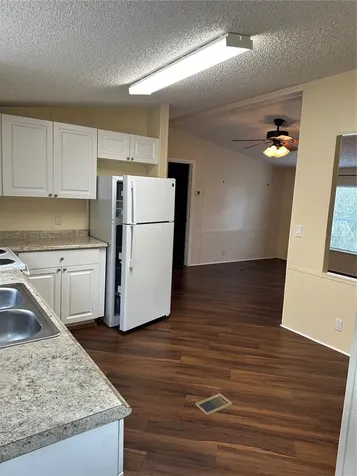 212 Ashley Street Hawthorne FL 32640