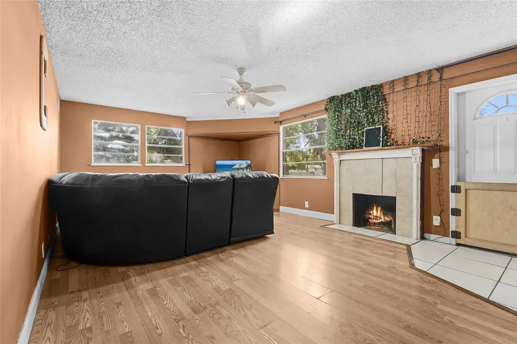 219 39th Street E Palmetto FL 34221