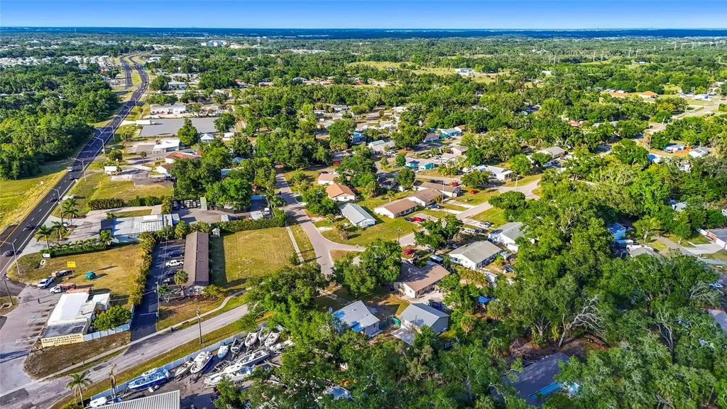 219 39th Street E Palmetto FL 34221