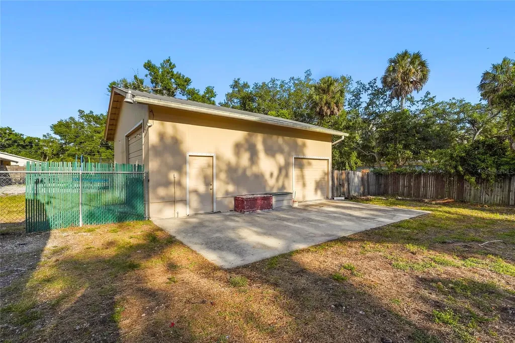 219 39th Street E Palmetto FL 34221
