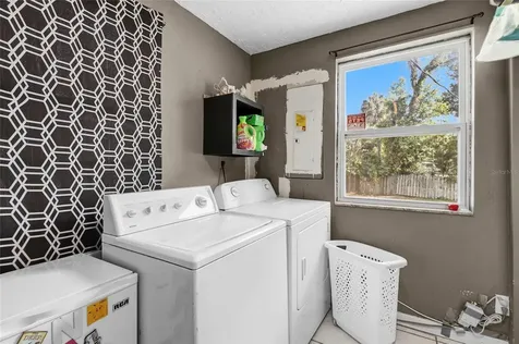 219 39th Street E Palmetto FL 34221