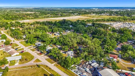 219 39th Street E Palmetto FL 34221