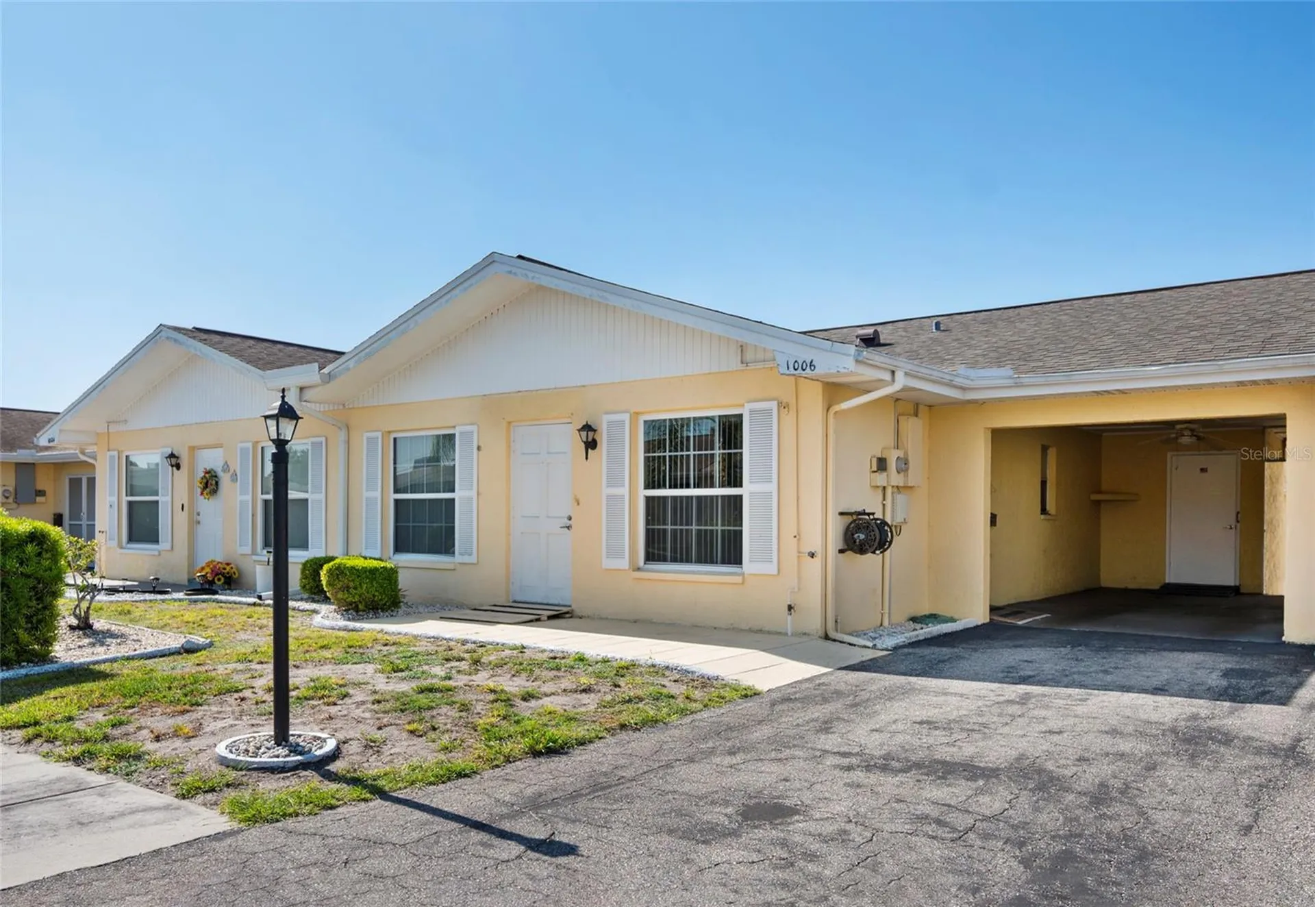 1006 Burbank Court Sun City Center FL 33573