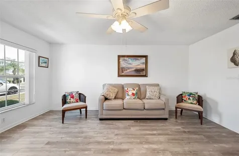 1006 Burbank Court Sun City Center FL 33573