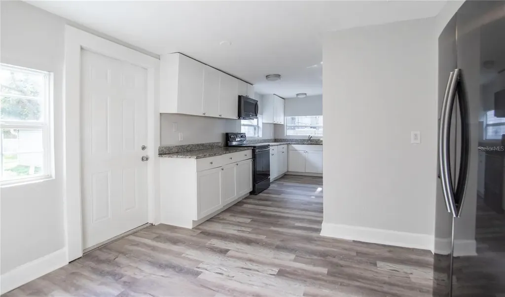 4710 W Price Avenue Tampa FL 33611