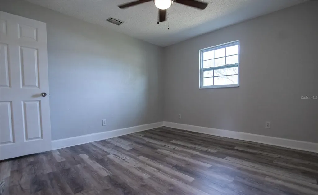 4710 W Price Avenue Tampa FL 33611
