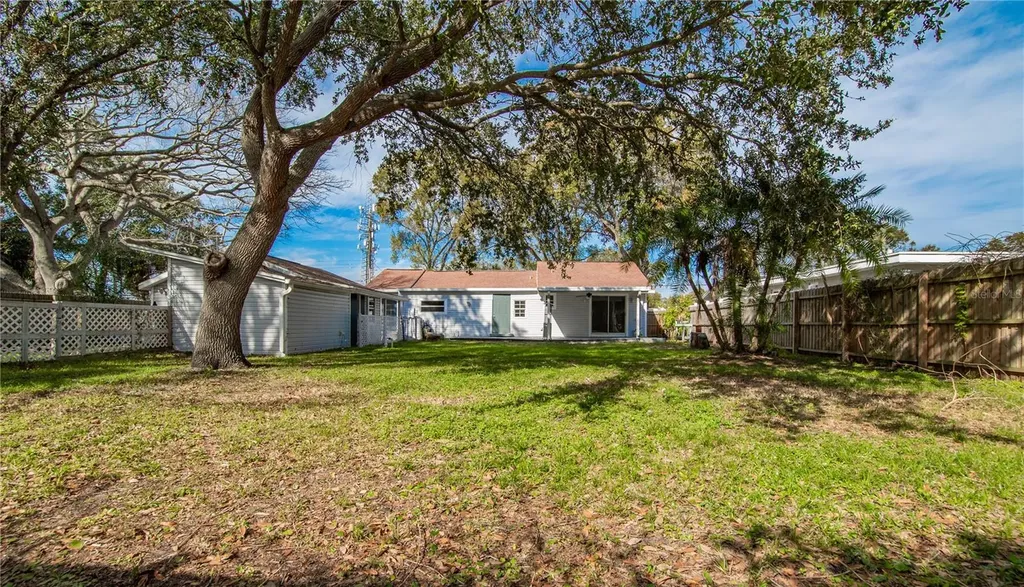4710 W Price Avenue Tampa FL 33611