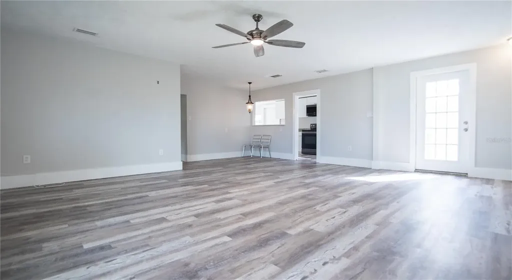 4710 W Price Avenue Tampa FL 33611