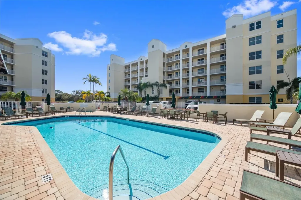 1200 Country Club Drive Largo FL 33771