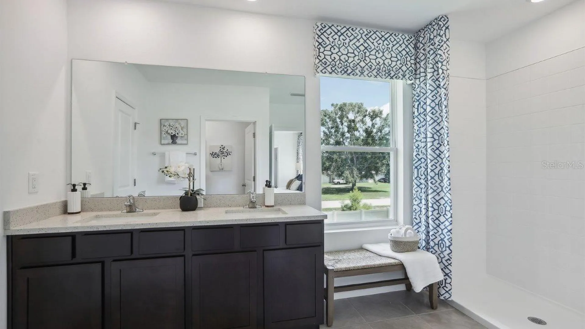 5276 Berry Bay Avenue Wimauma FL 33598