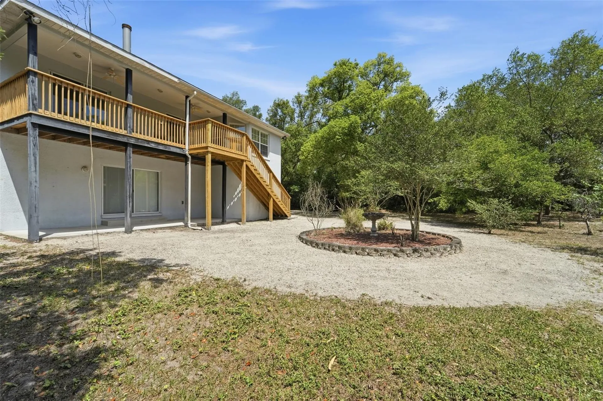 393 S Dexter Avenue Deland FL 32720