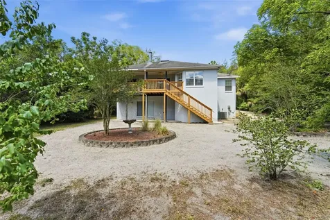 393 S Dexter Avenue Deland FL 32720