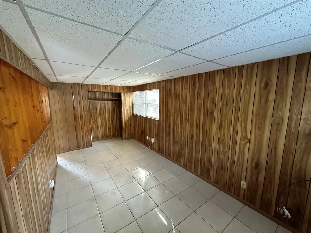 2002 20th Street W Bradenton FL 34205