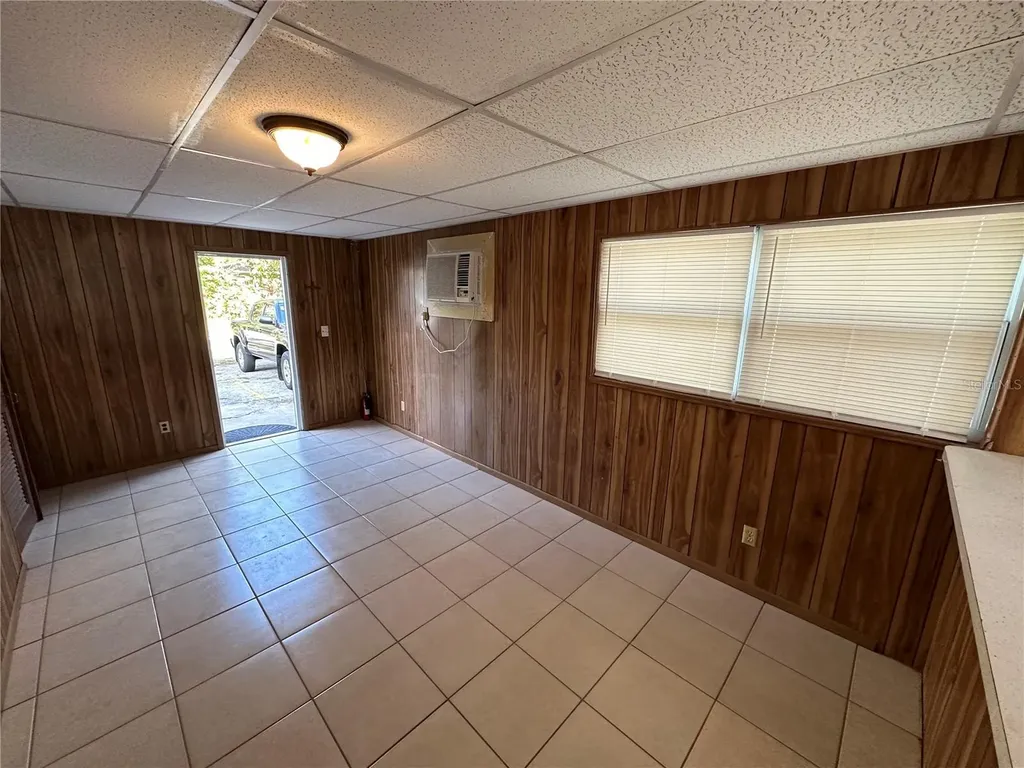 2002 20th Street W Bradenton FL 34205