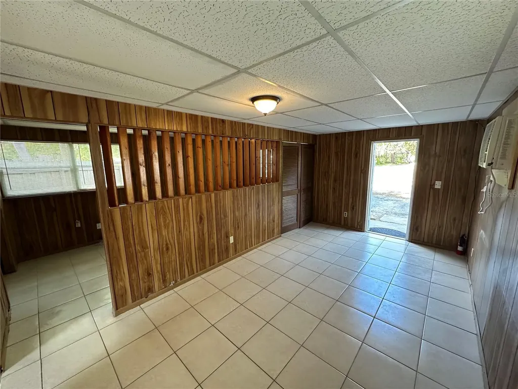 2002 20th Street W Bradenton FL 34205