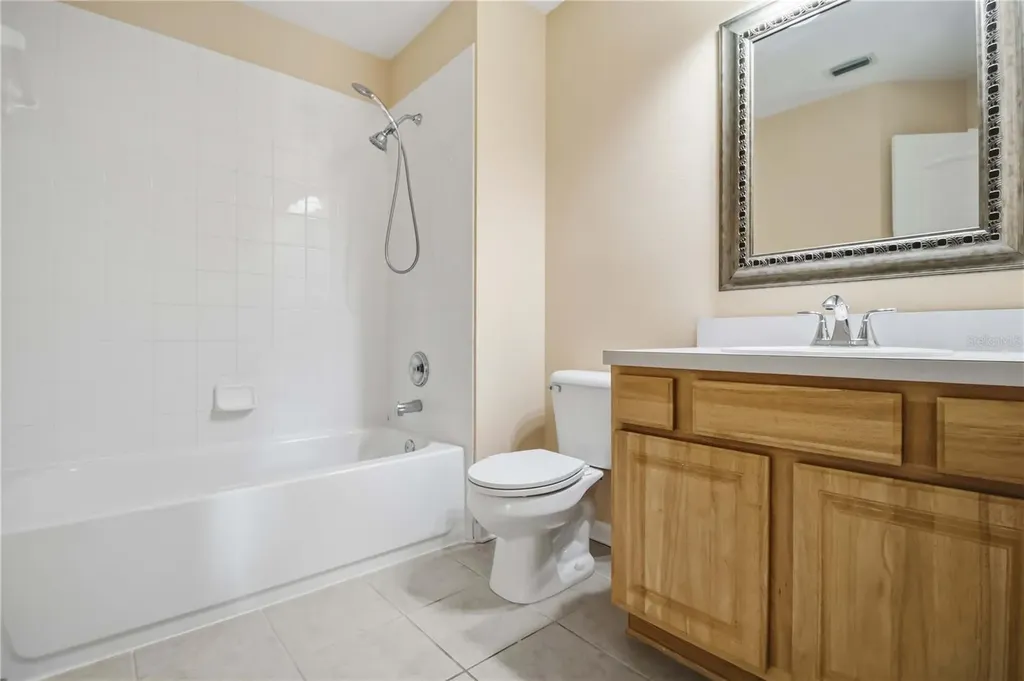 8230 72nd Street E Bradenton FL 34201